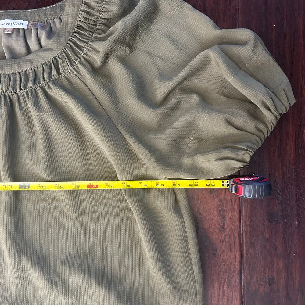 Calvin Klein Olive Green balloon sleeve blouse Women size L flowy office Career - Picture 7 of 7